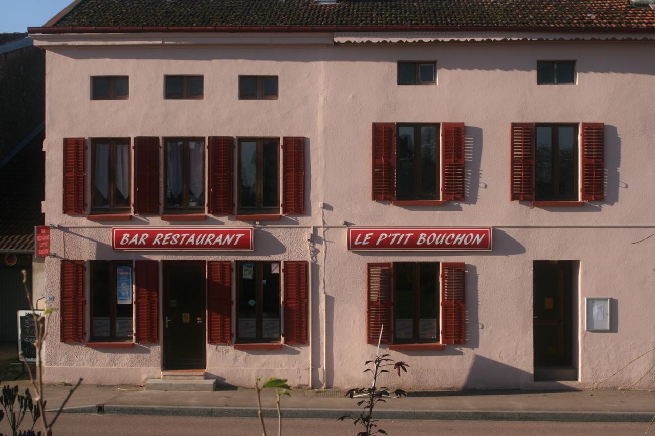 Le P'Tit Bouchon Hotel Rambervillers Екстериор снимка